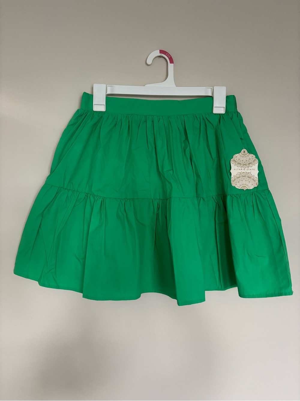Altar’d State Women’s Size Medium Skirt Kelly Green NEW